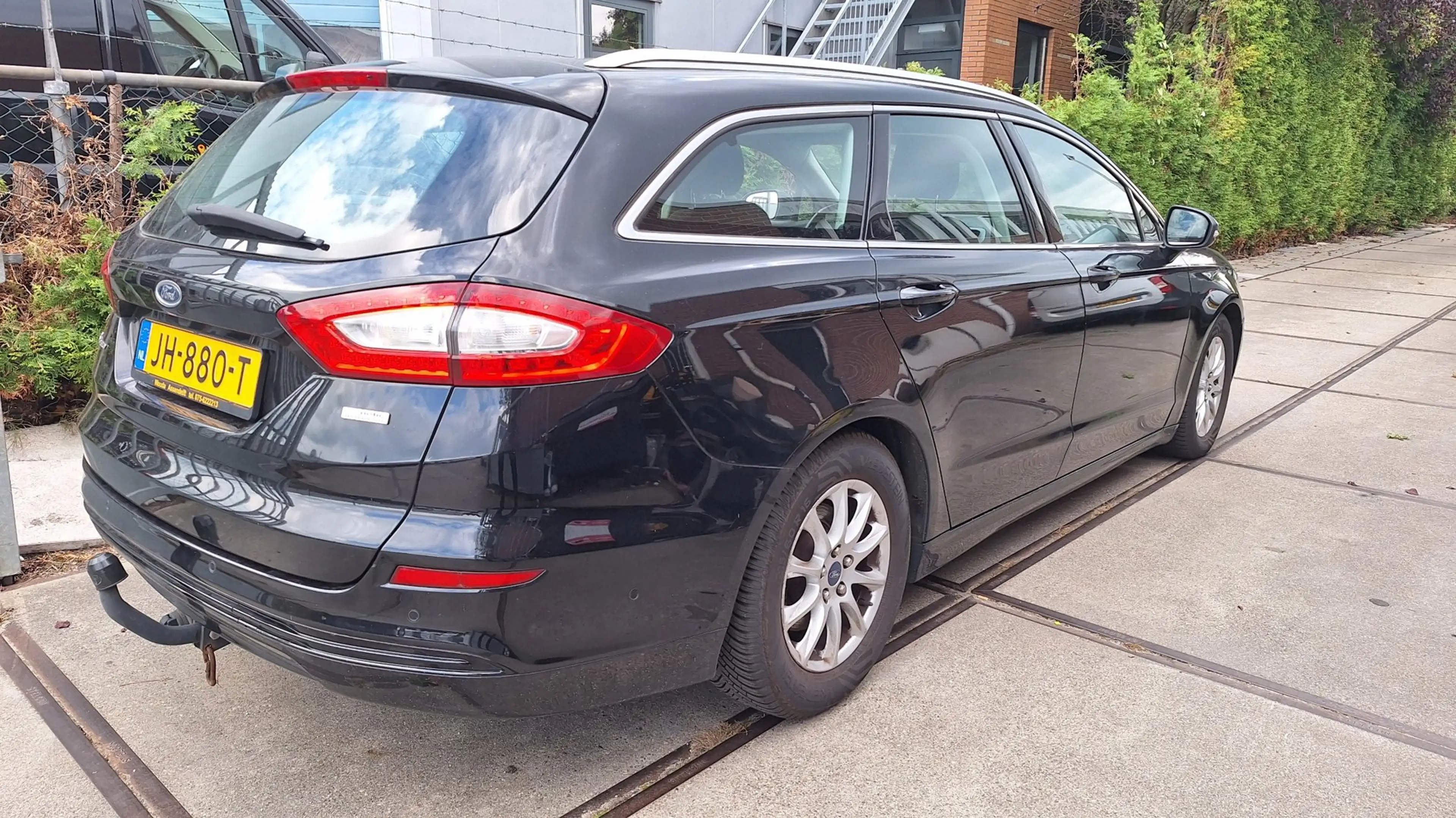 Ford Mondeo Wagon 1.5 TDCi Titanium — photo 4