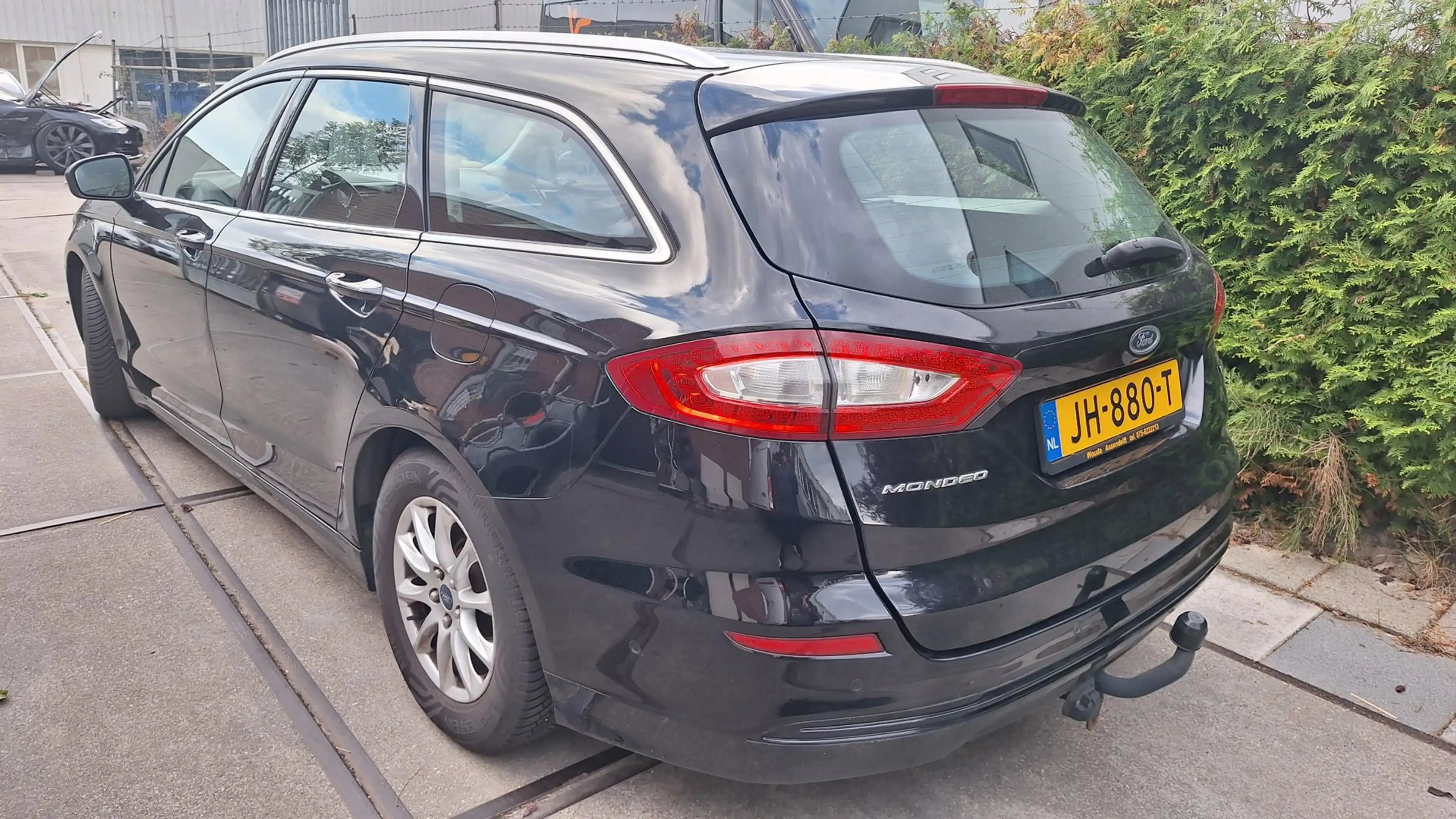 Ford Mondeo Wagon 1.5 TDCi Titanium — photo 2