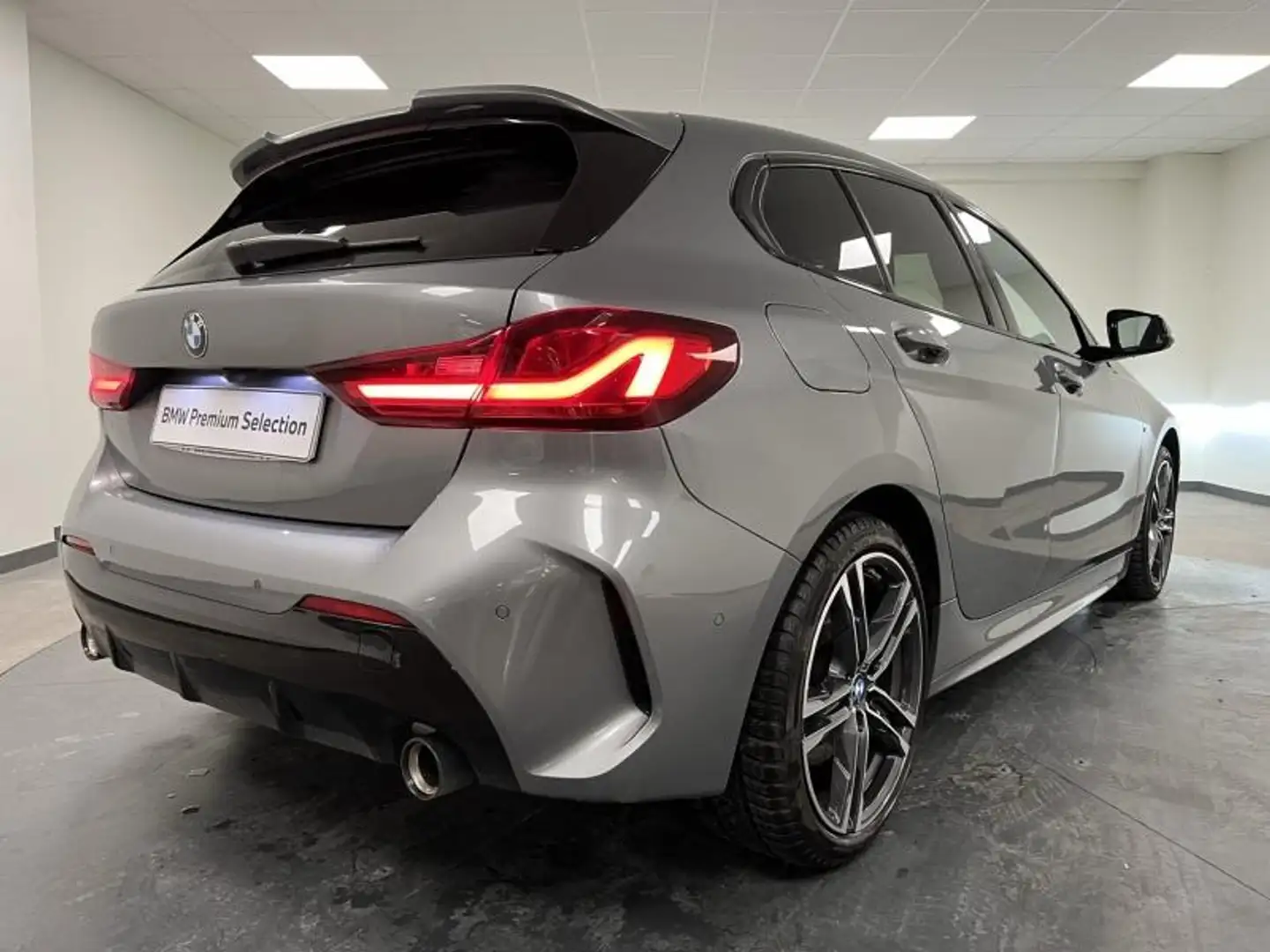 BMW 120 120dA xDrive 190ch M Sport Gris - 2