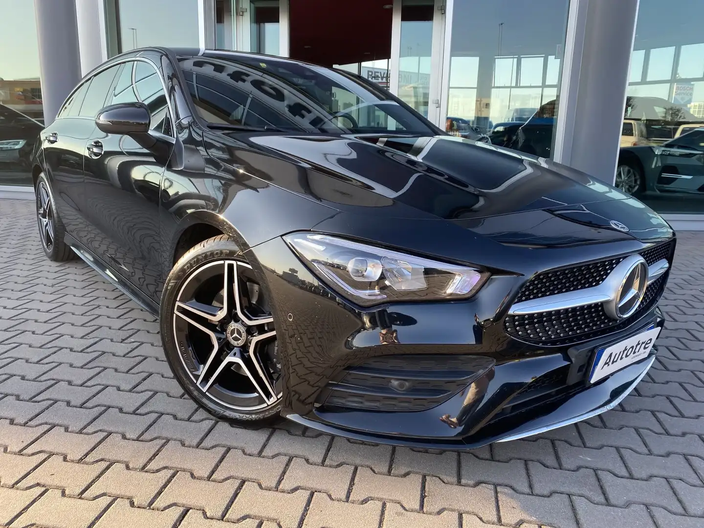 Mercedes-Benz CLA 200 CLA 200 d Automatic Shooting Brake Premium Nero - 2