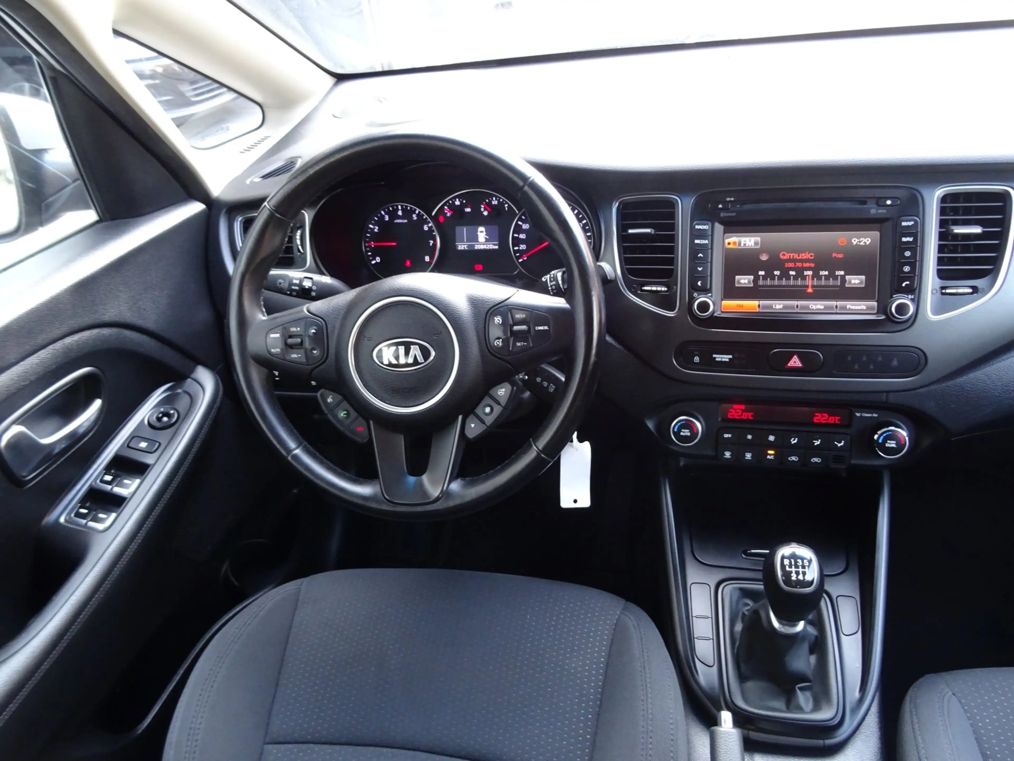 Kia Carens 1.6 GDi First Edition — photo 12