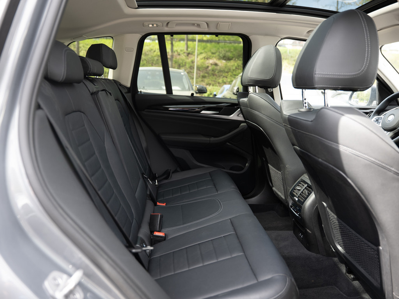 BMW X3 xDrive 30d FACEL. PANO AHK HUD LASER LED — photo 9