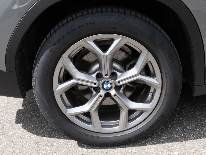 BMW X3 xDrive 30d FACEL. PANO AHK HUD LASER LED — photo 10