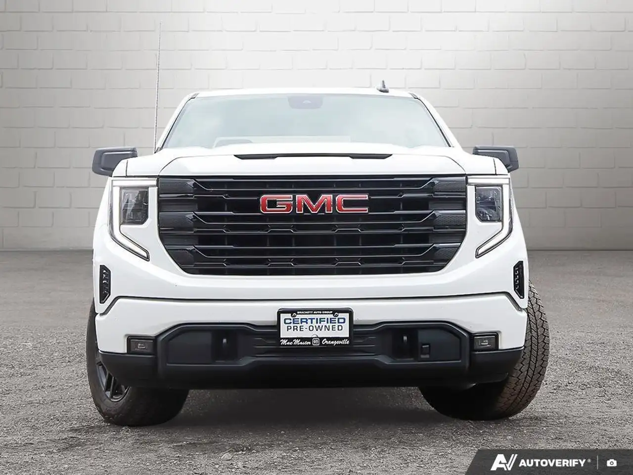 GMC Sierra 1500 photo GMC Sierra 1500