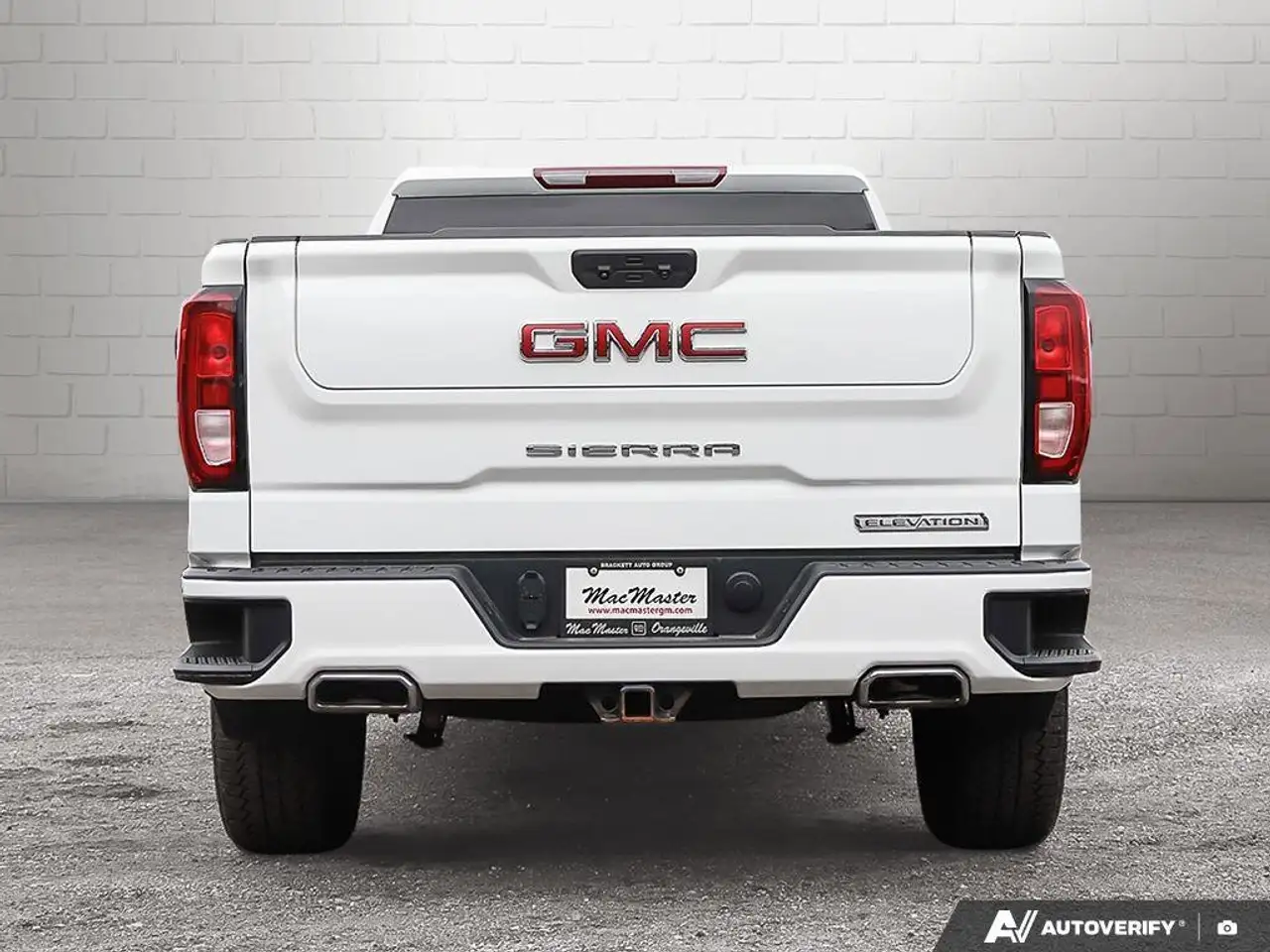 GMC Sierra 1500 photo GMC Sierra 1500