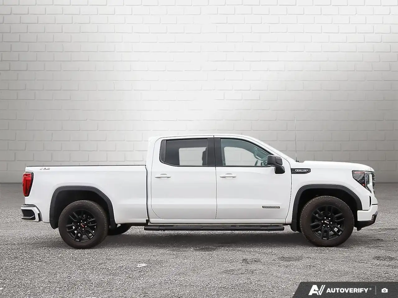 GMC Sierra 1500 photo GMC Sierra 1500