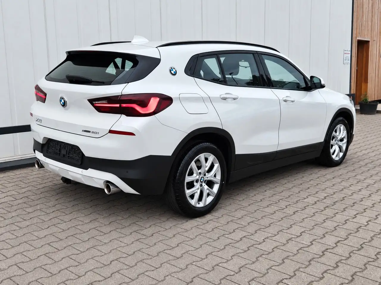 2023 BMW X2 20i*NAVI*LED*PANORAMA*AHK*KAMERA, photograph 6