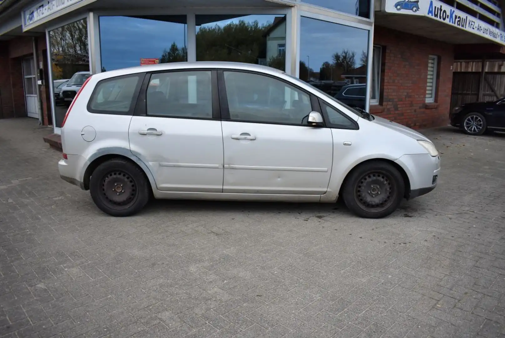 Ford Focus C-Max 2.0 Aut. Ghia Bi-Xenon Navi Sitzheizung Tempomat K Silber - 2