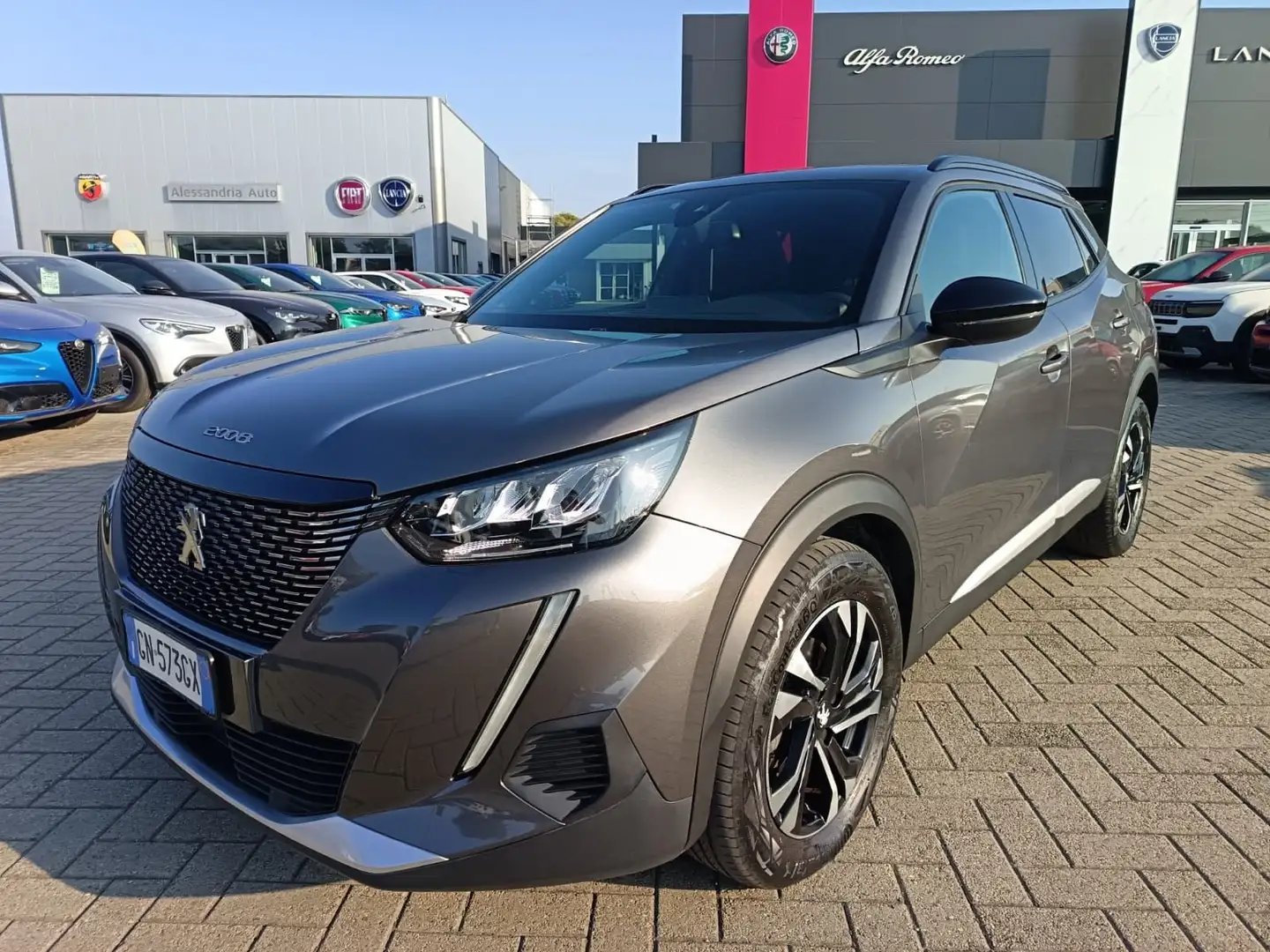Peugeot 2008 2008 PureTech 130 S&S Allure Pack Grijs - 1