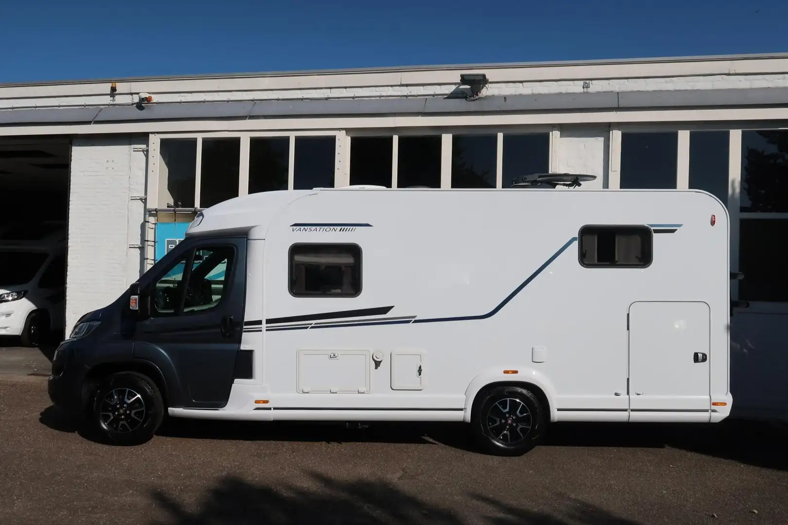 Knaus VAN Ti 650MEG|1eEig|Solar|Platinum EDITION !N Gris - 2