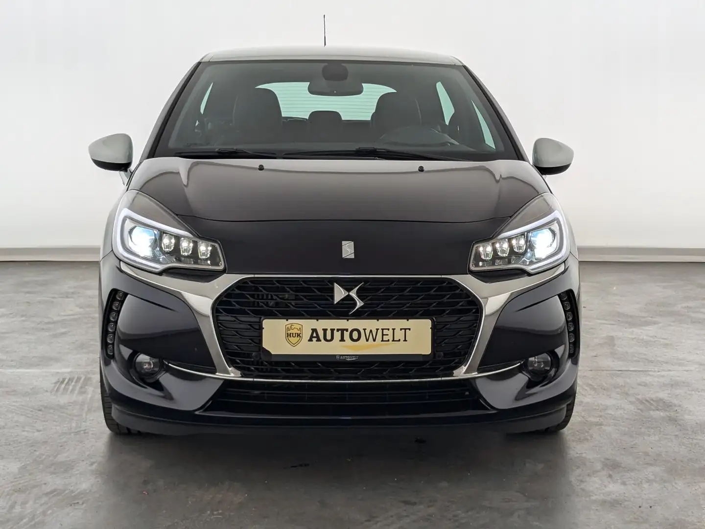 DS Automobiles DS 3 3 1.2 PureTech 110 SoChic LED+PDC+SHZ+BLUETOOTH+ Violett - 2