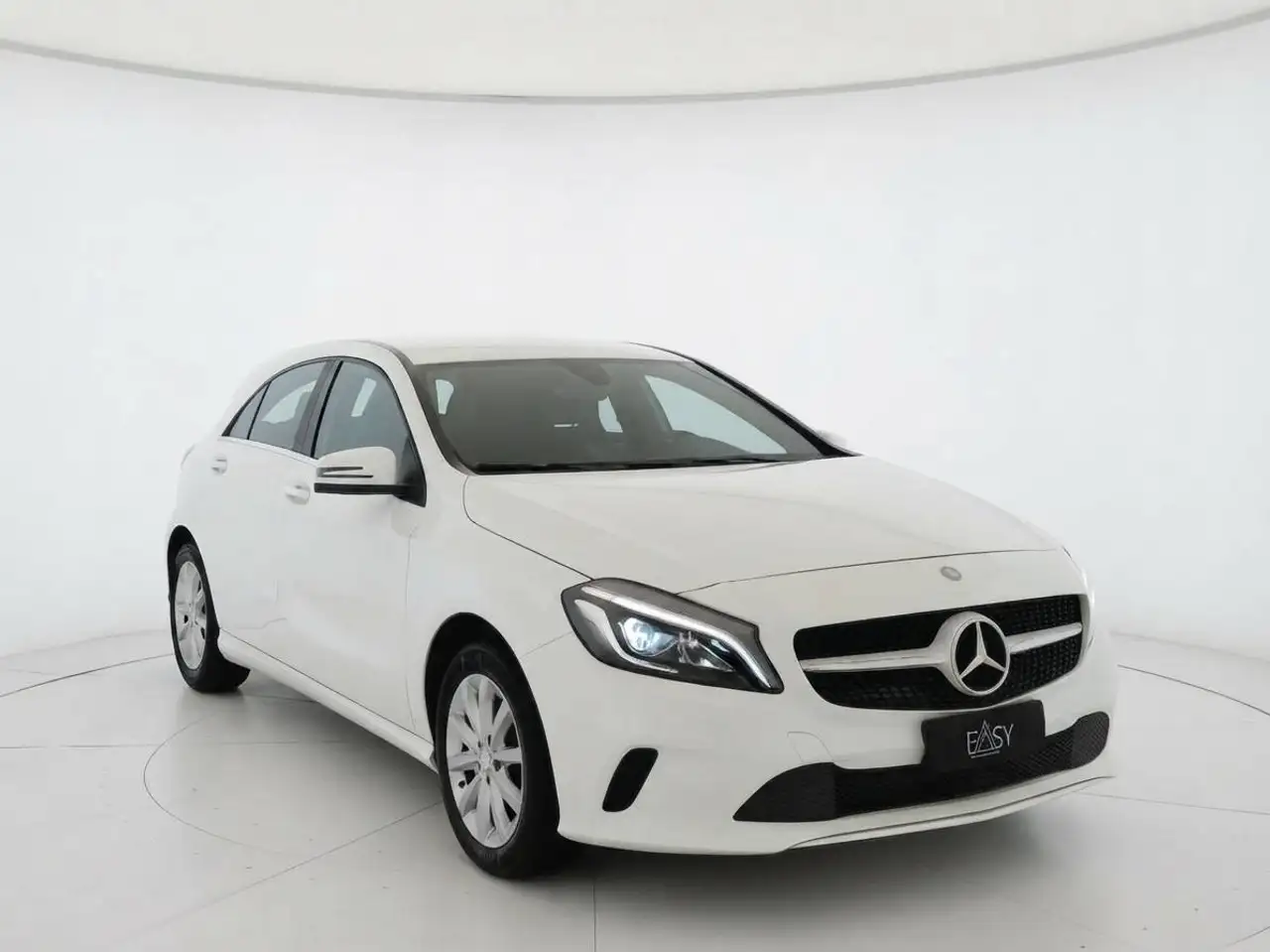 2017 Mercedes-Benz A 180 d Sport - NEOPATENTATI, photograph 4