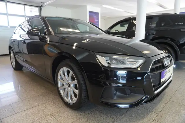 Audi A4 view 3