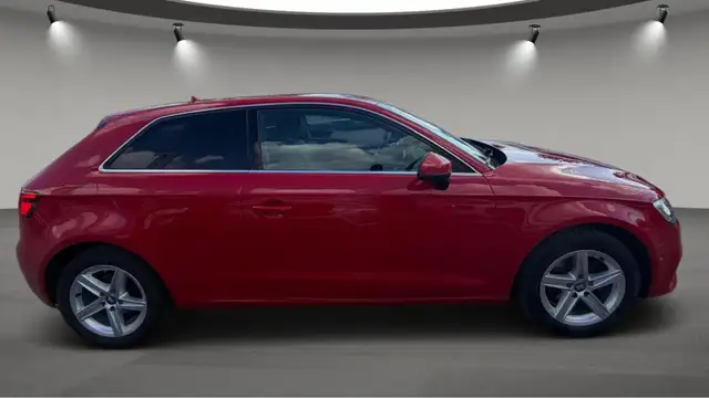 Audi A3 view 8