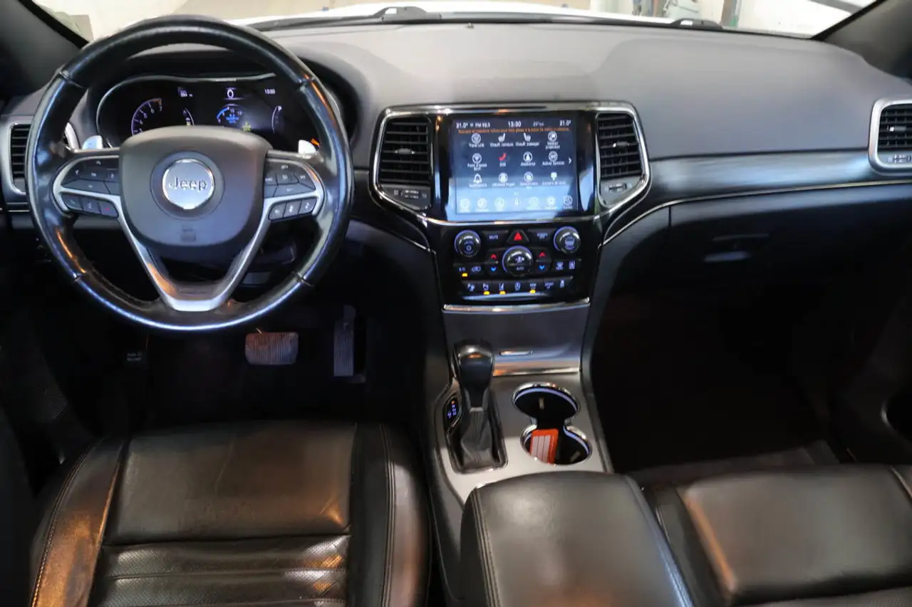 Jeep Grand Cherokee снимка Jeep Grand Cherokee