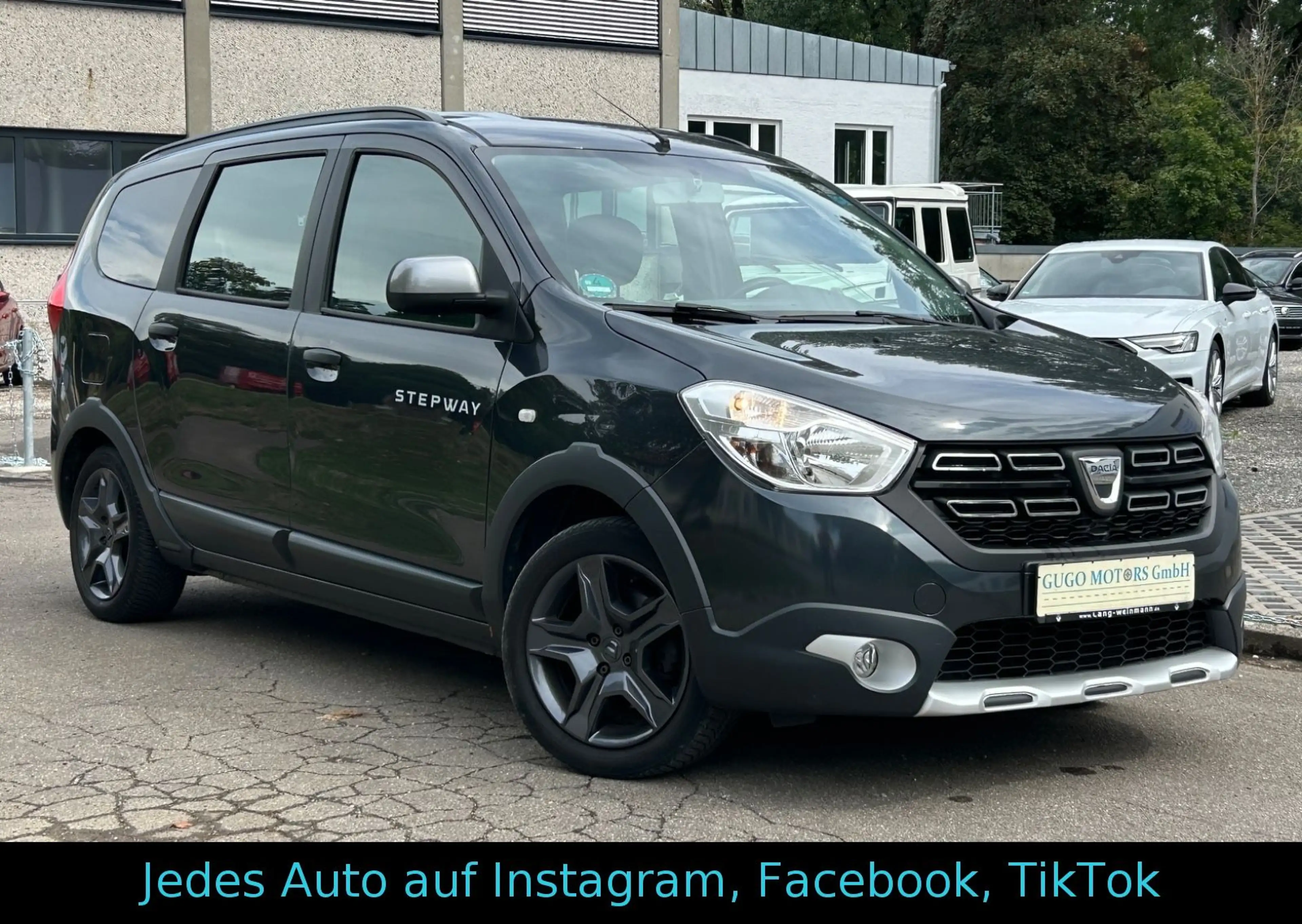 Dacia Lodgy Stepway / Kamera / Navi — photo 2