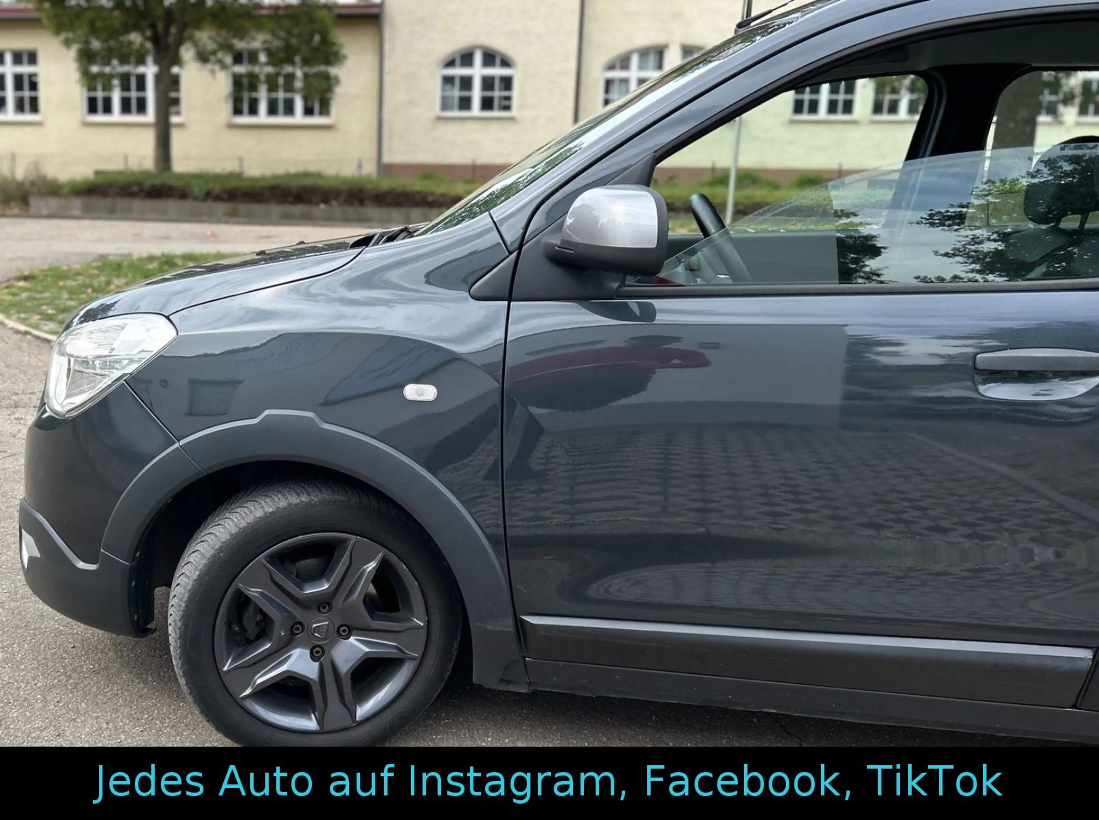 Dacia Lodgy Stepway / Kamera / Navi — photo 5