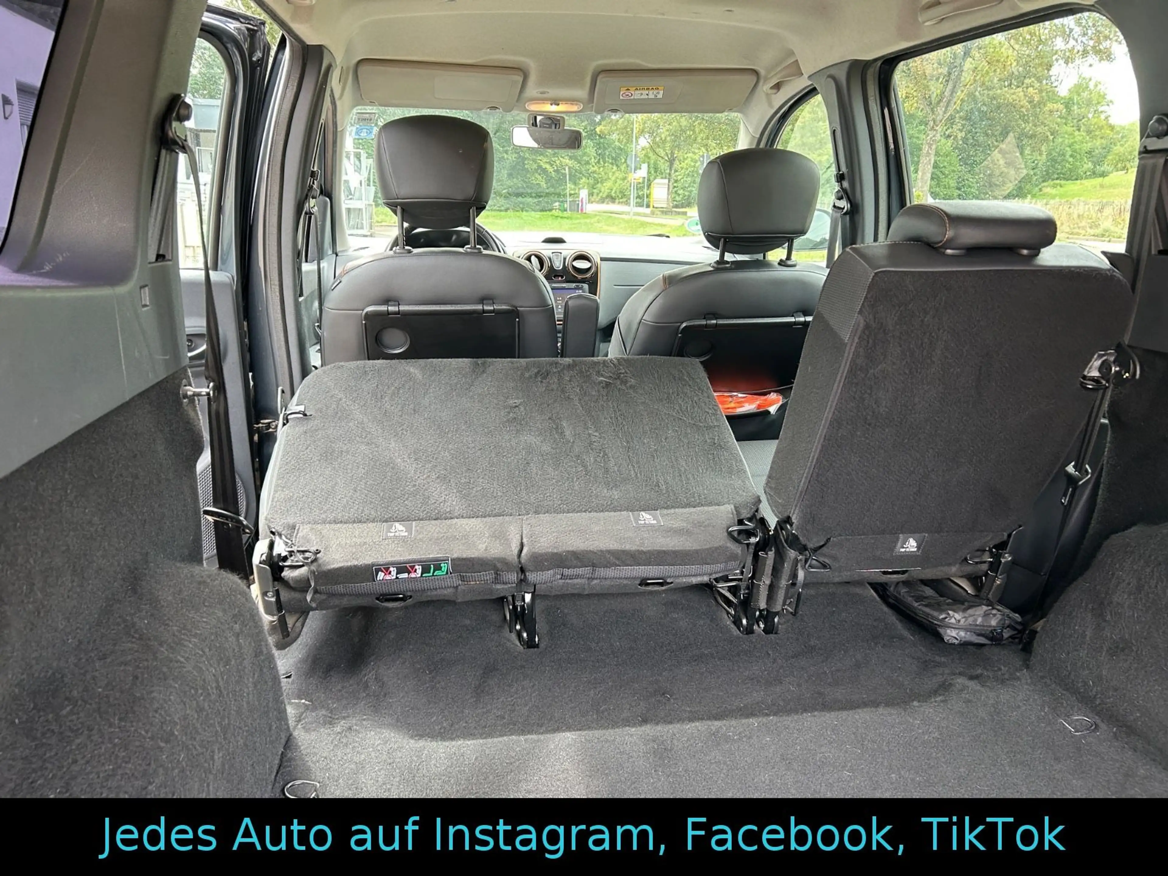 Dacia Lodgy Stepway / Kamera / Navi — photo 14