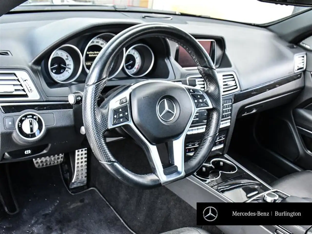 Mercedes-Benz E-Class fotografie Mercedes-Benz E-Class