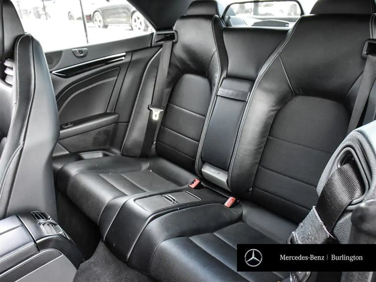 Mercedes-Benz E-Class fotografie Mercedes-Benz E-Class