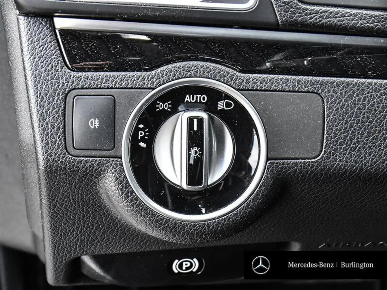 Mercedes-Benz E-Class fotografie Mercedes-Benz E-Class