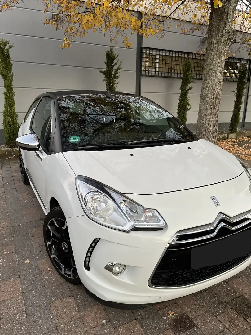 Citroen DS3 DS3 Cabrio THP 155 SportChic Weiß - 1