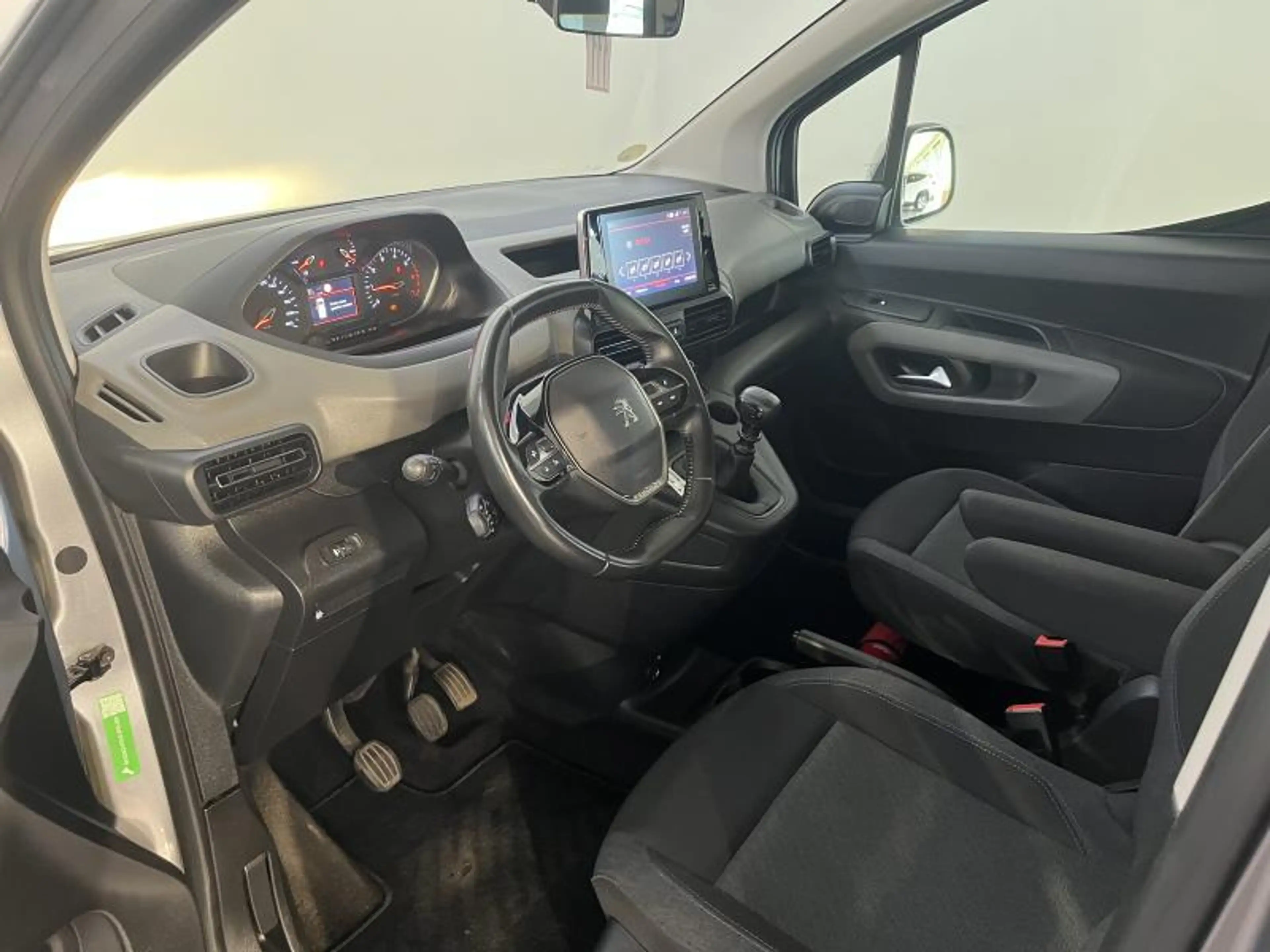 Peugeot Rifter style — photo 13