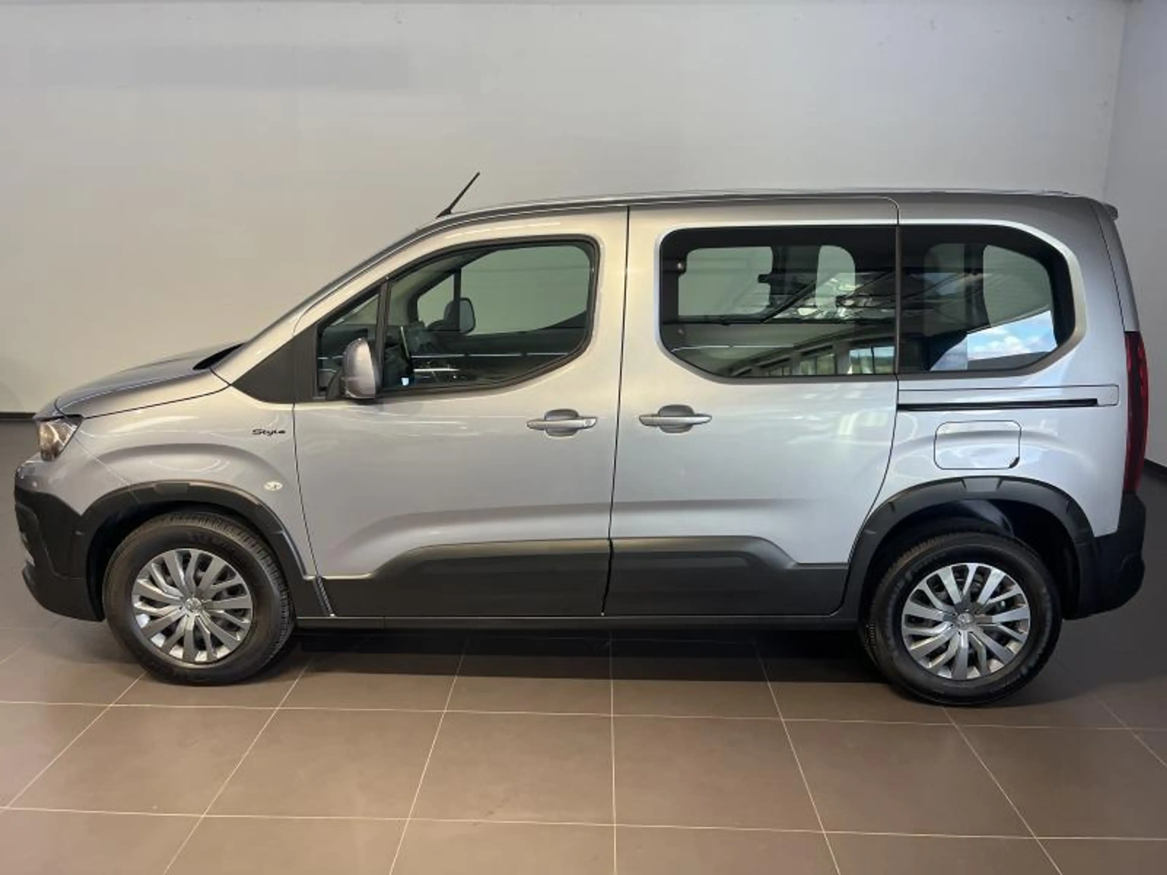 Peugeot Rifter style — photo 4
