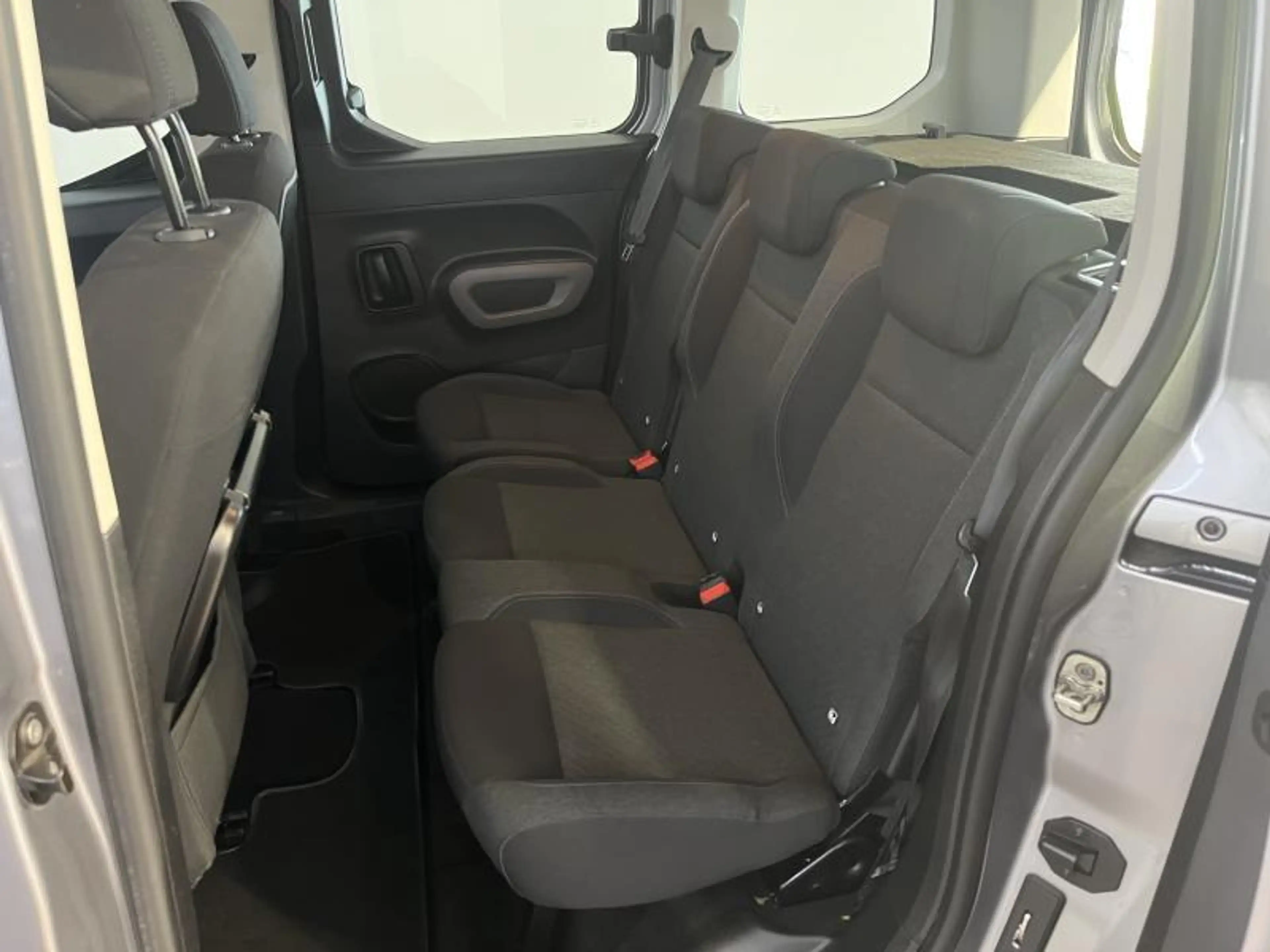 Peugeot Rifter style — photo 15