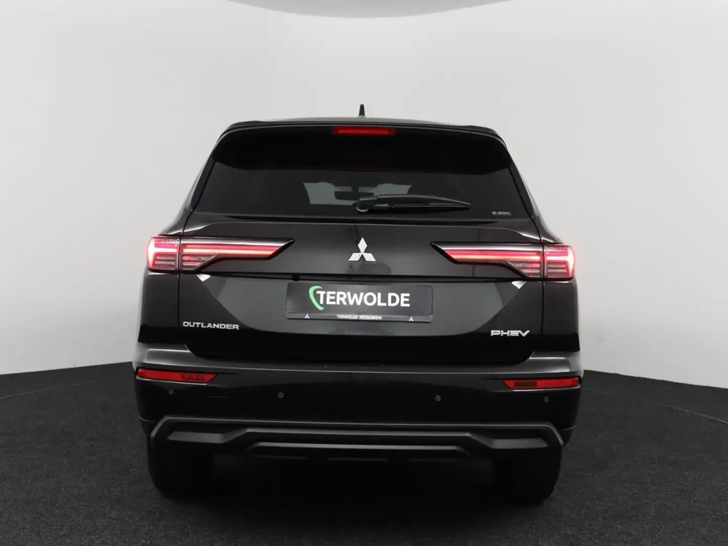 Mitsubishi Outlander 2.4 PHEV Intense | € 3.000 Korting! | Adaptive Cru - 2