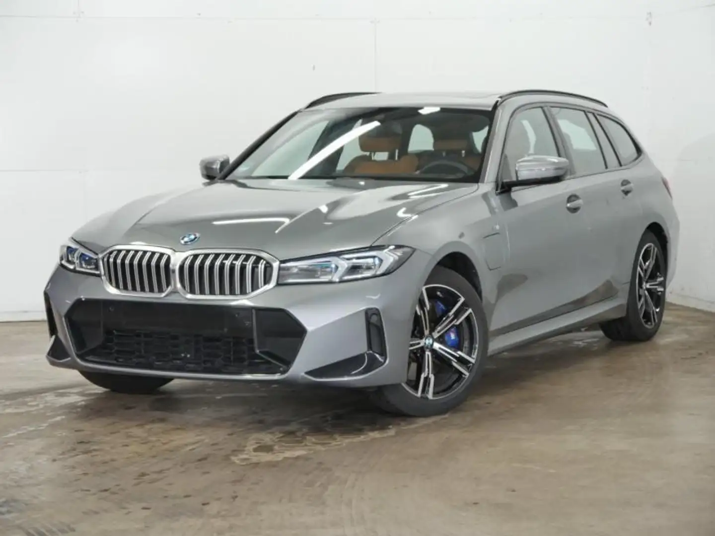 BMW 330 facelift 2 - xdrive - panodak Gri - 2