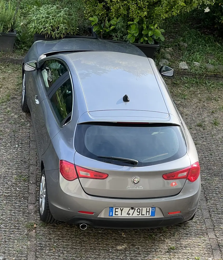Alfa Romeo Giulietta 1.6 jtdm(2) Distinctive - 1