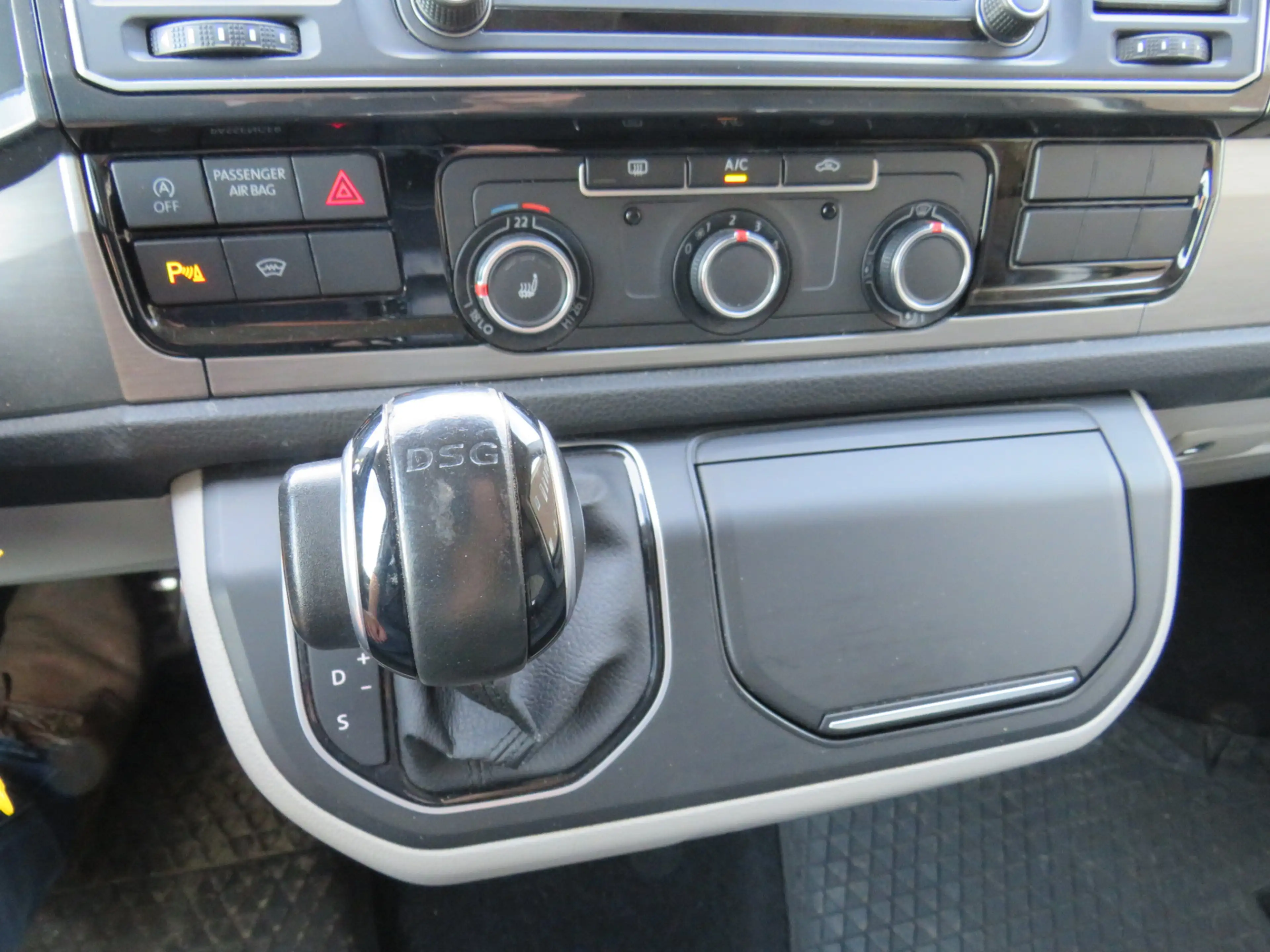 Volkswagen Transporter 2.0 TDI 150Pk DSG L2H1 Highline E6 * Rijklaarprijs — photo 11