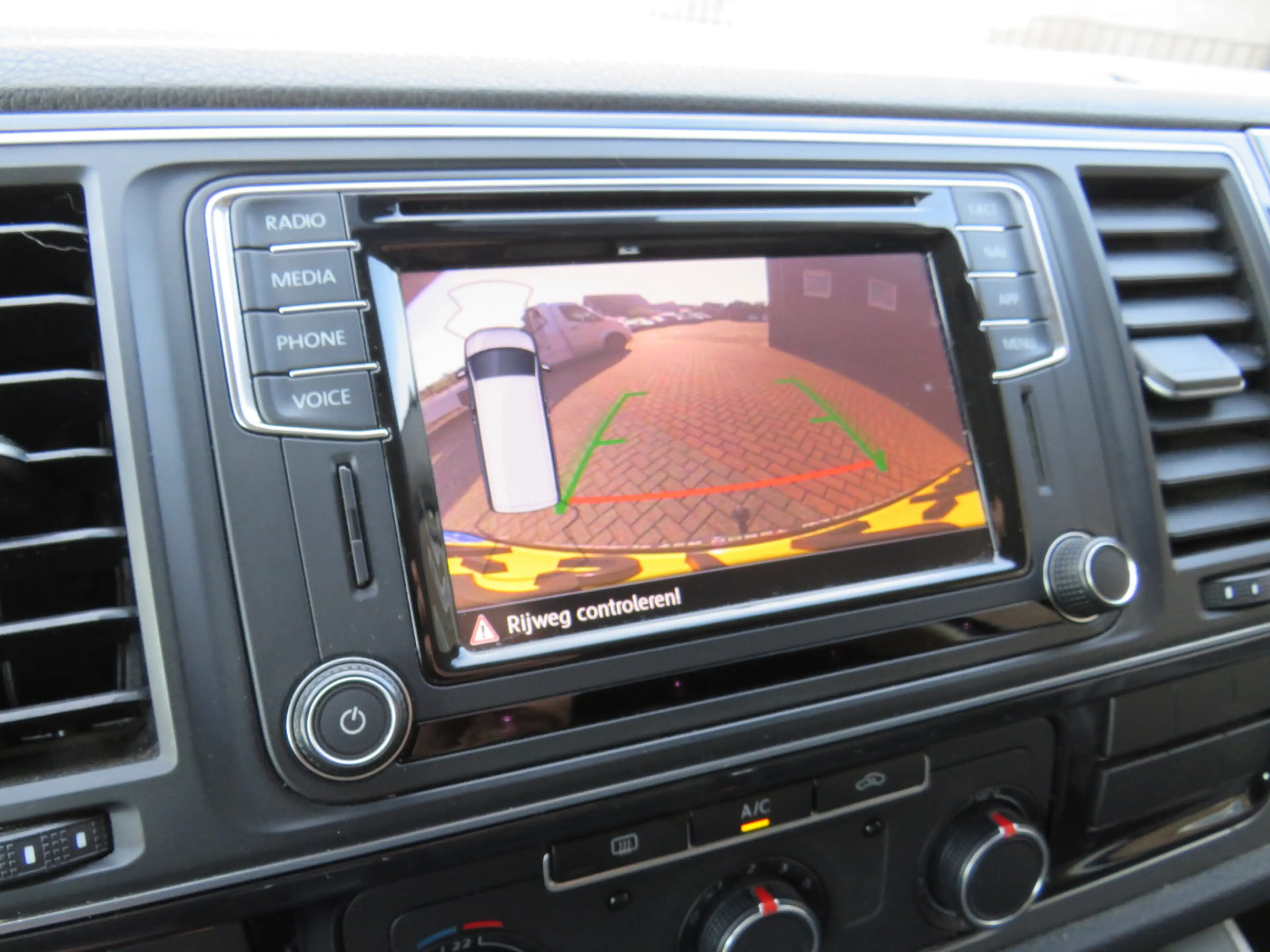 Volkswagen Transporter 2.0 TDI 150Pk DSG L2H1 Highline E6 * Rijklaarprijs — photo 8