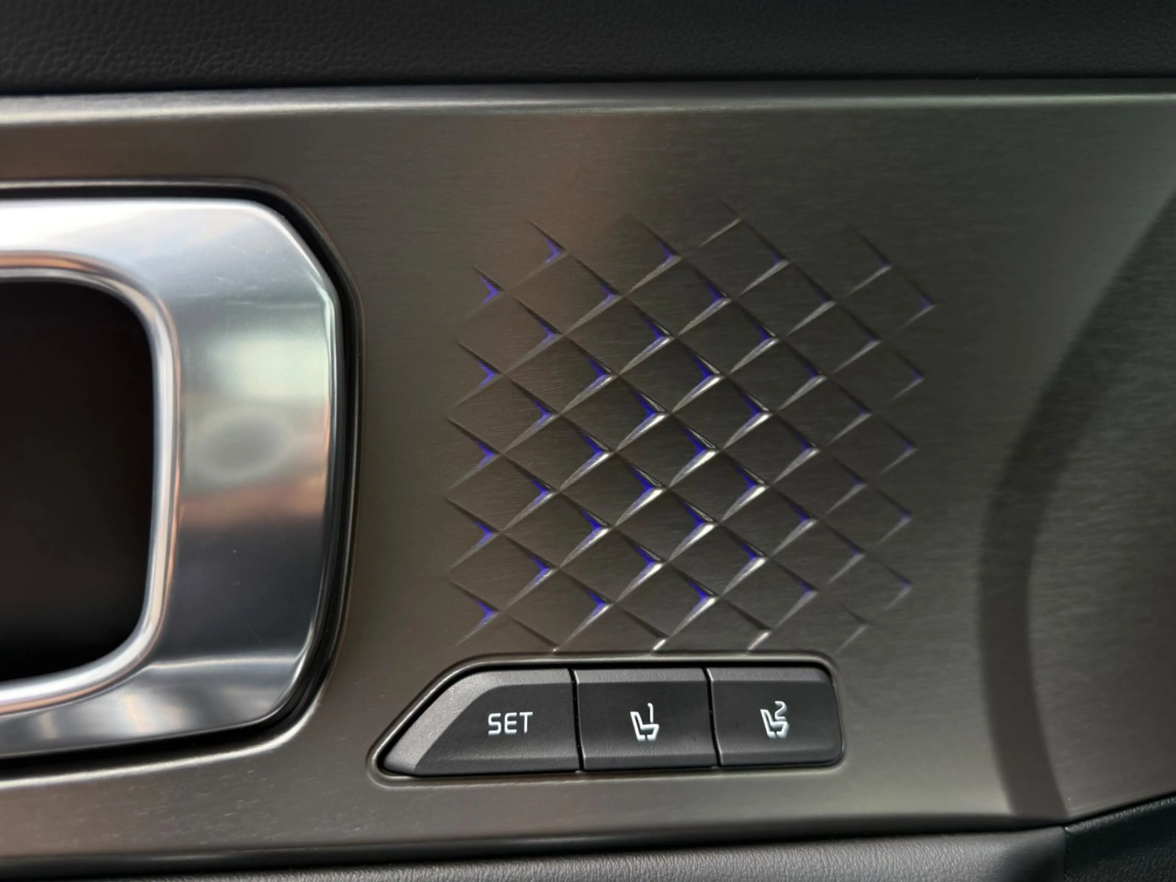 Kia Sorento Platinum 4WD *7 SITZER*VOLL* — photo 15
