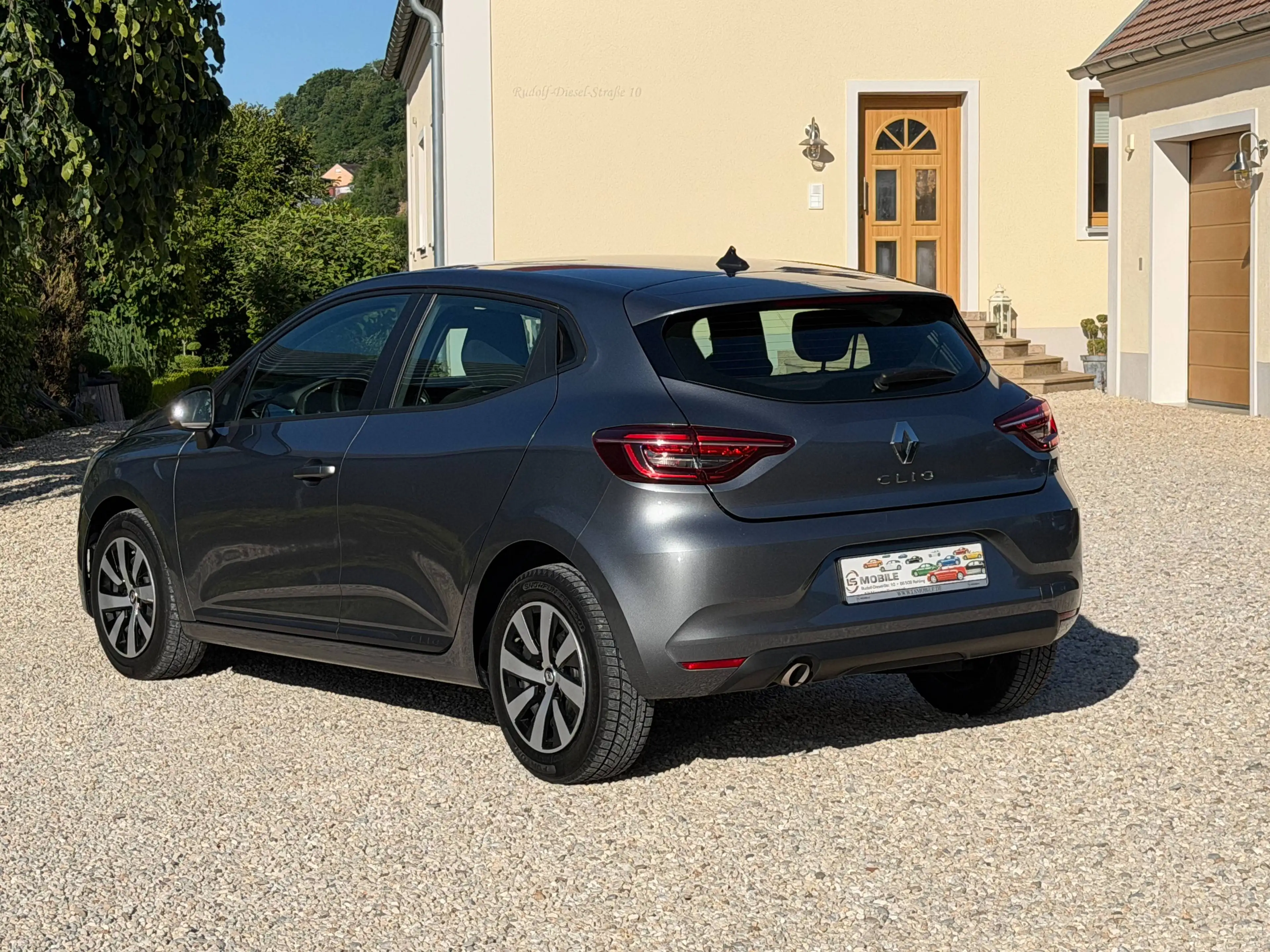 Renault Clio V 1.0 TCe 90 Equilibre LED* DAB+ EasyLink — photo 4