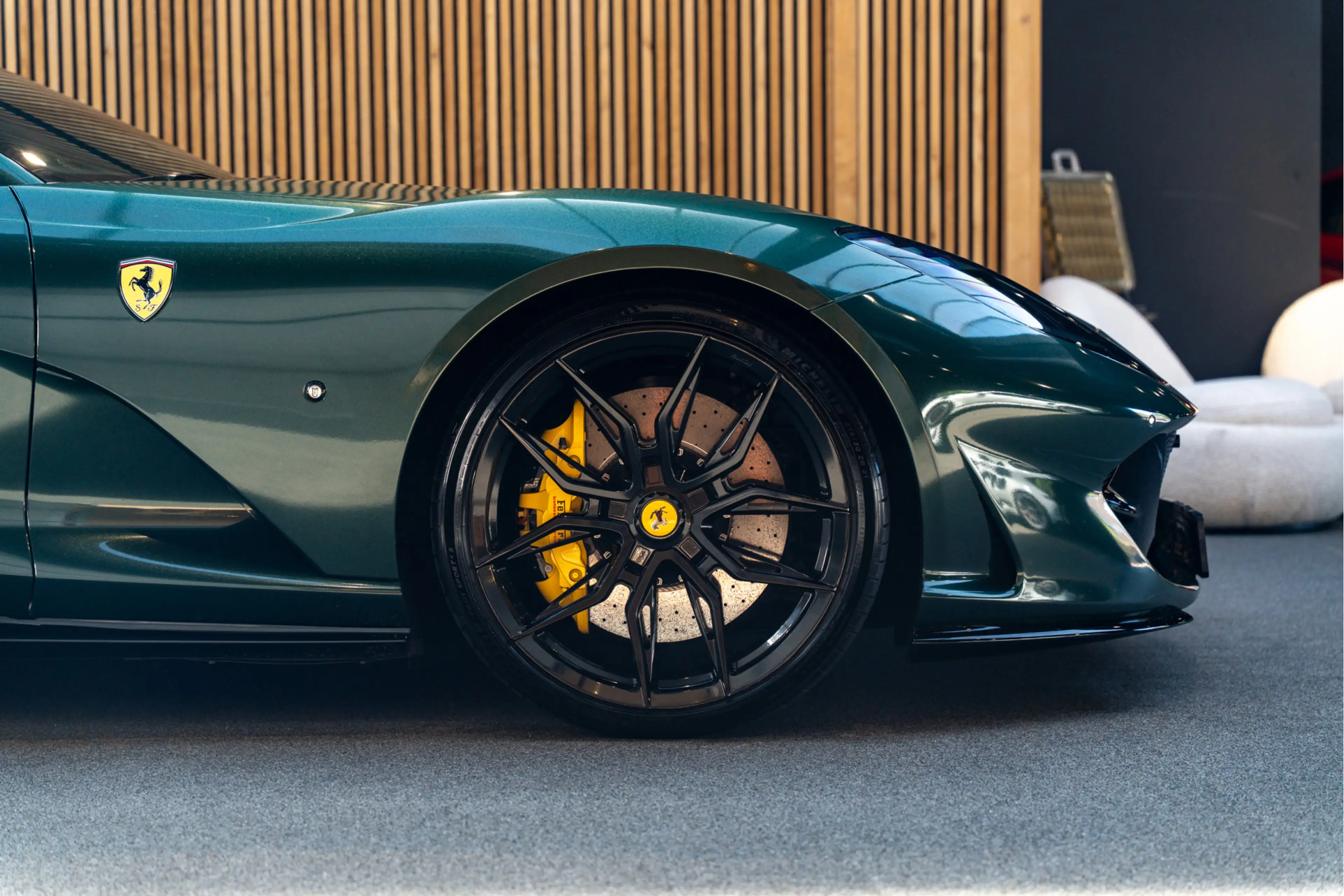 Ferrari 812 GTS Novitec Lift JBL Carbon 6.5 V12 HELE — photo 12