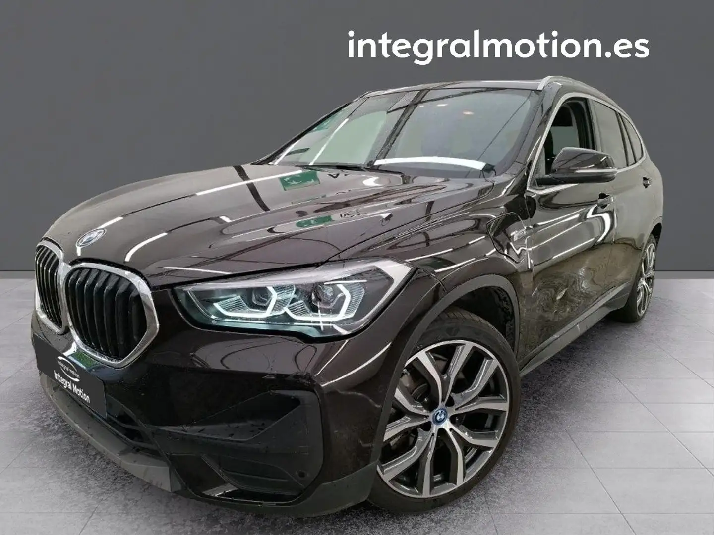 BMW X1 xDrive25e Negro - 1