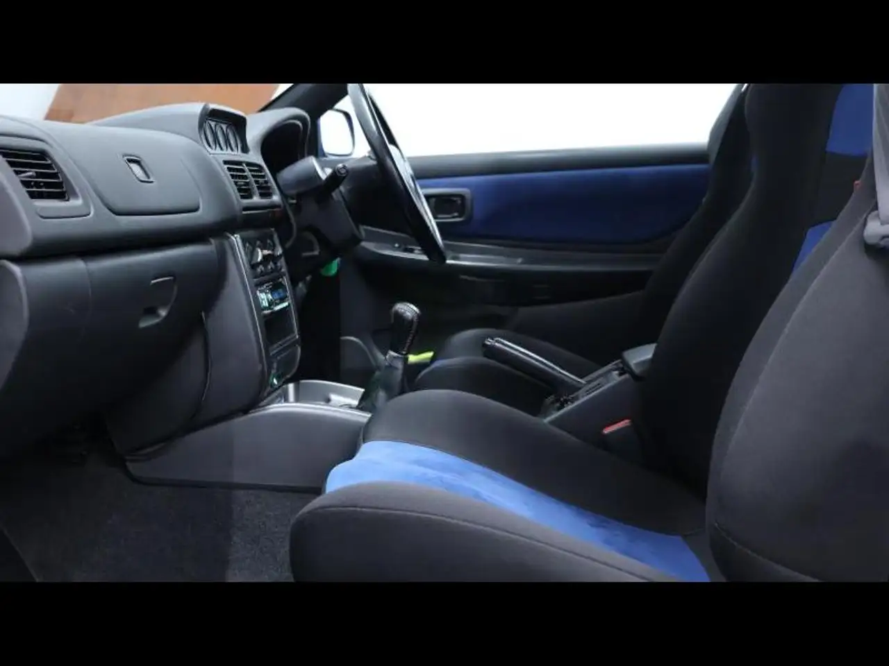 Subaru Impreza 22b 325/400, foto 10
