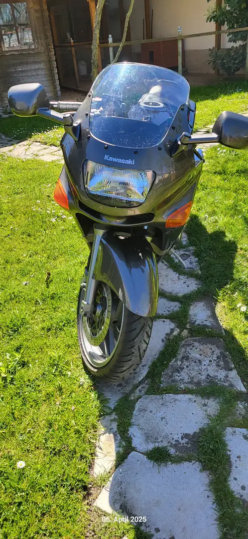 Kawasaki ZZR 600 - 2