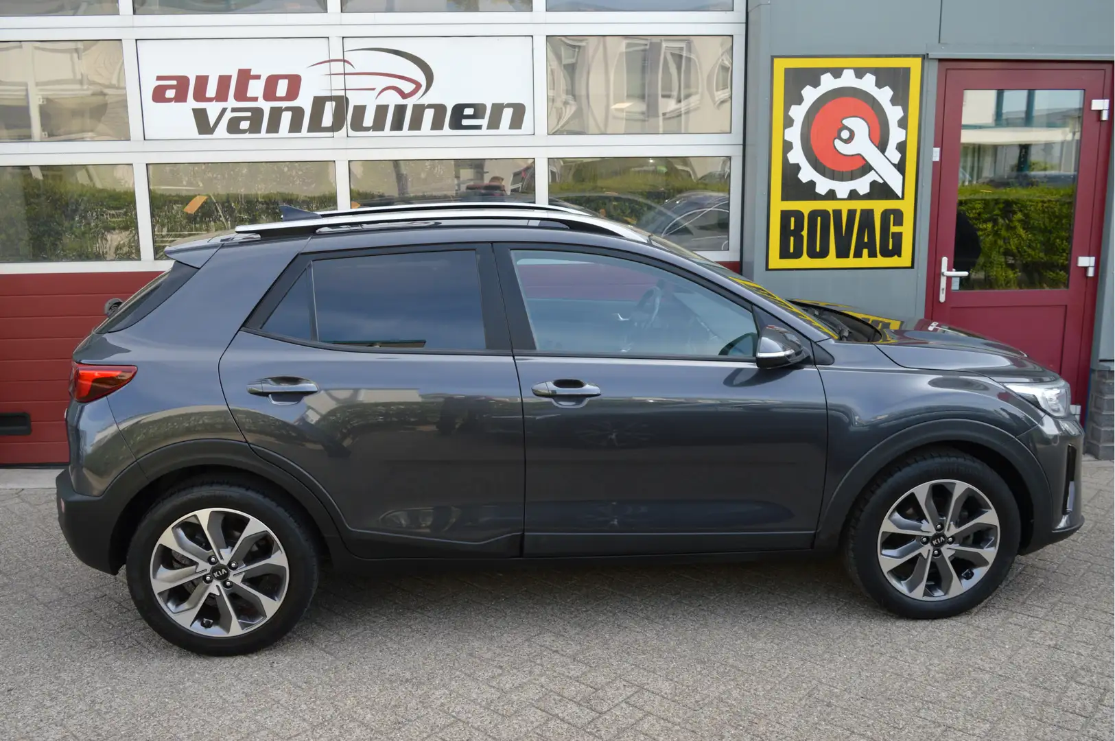 Kia Stonic 1.0 T-GDi DynamicPlusLine O.a: Key-Less, PDC, 17 I Grijs - 2