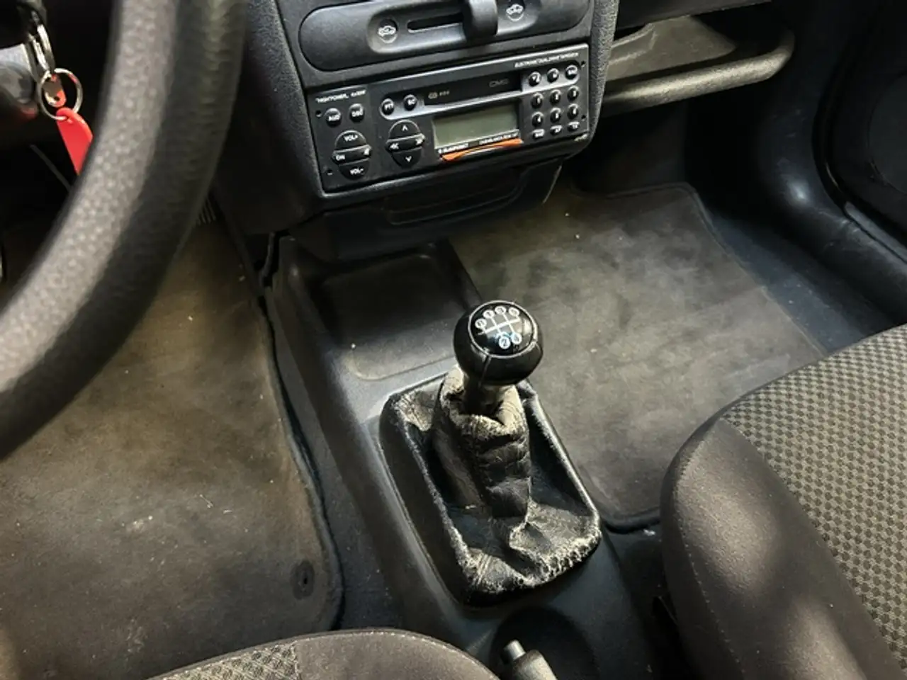 Opel Tigra 1.4 16v, foto 3