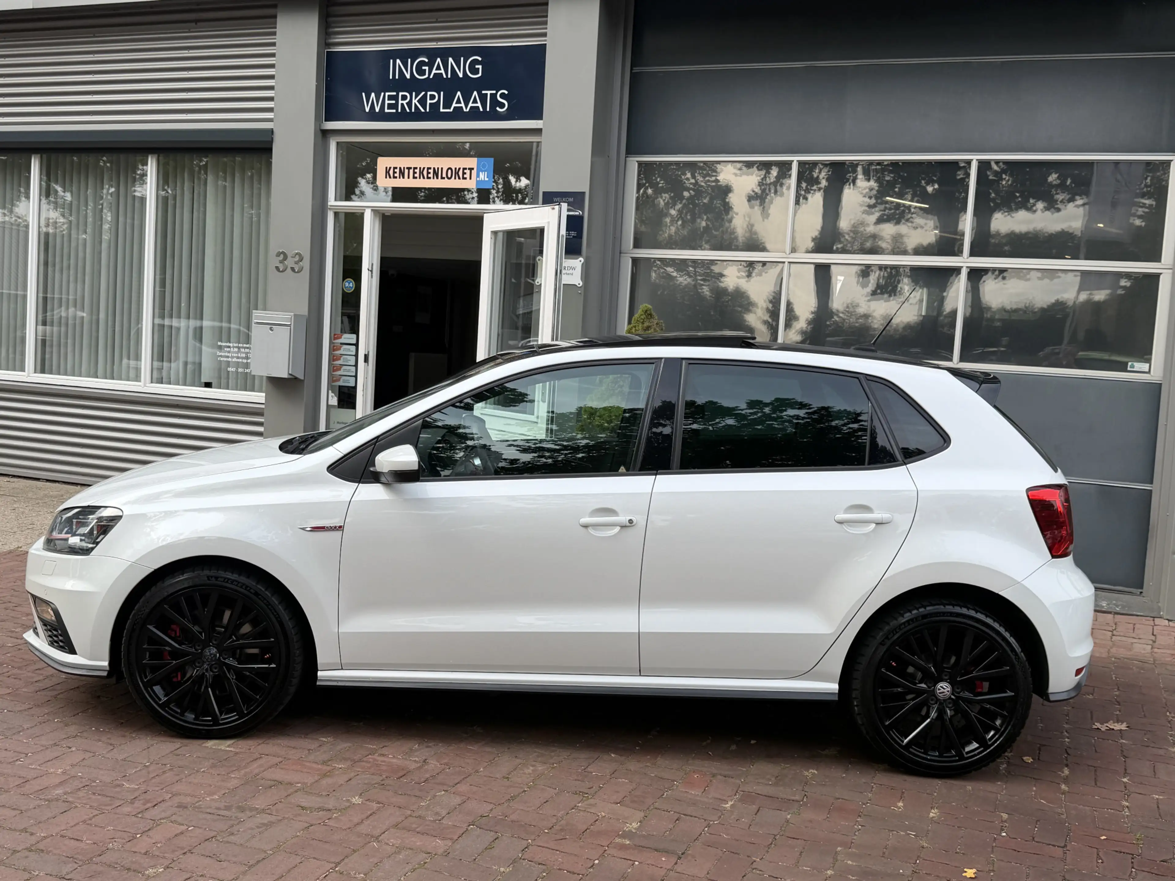 Volkswagen Polo GTI 1.8 TSI Automaat 200pk Bj 2015 Navi,Schuifdak,18in — photo 3