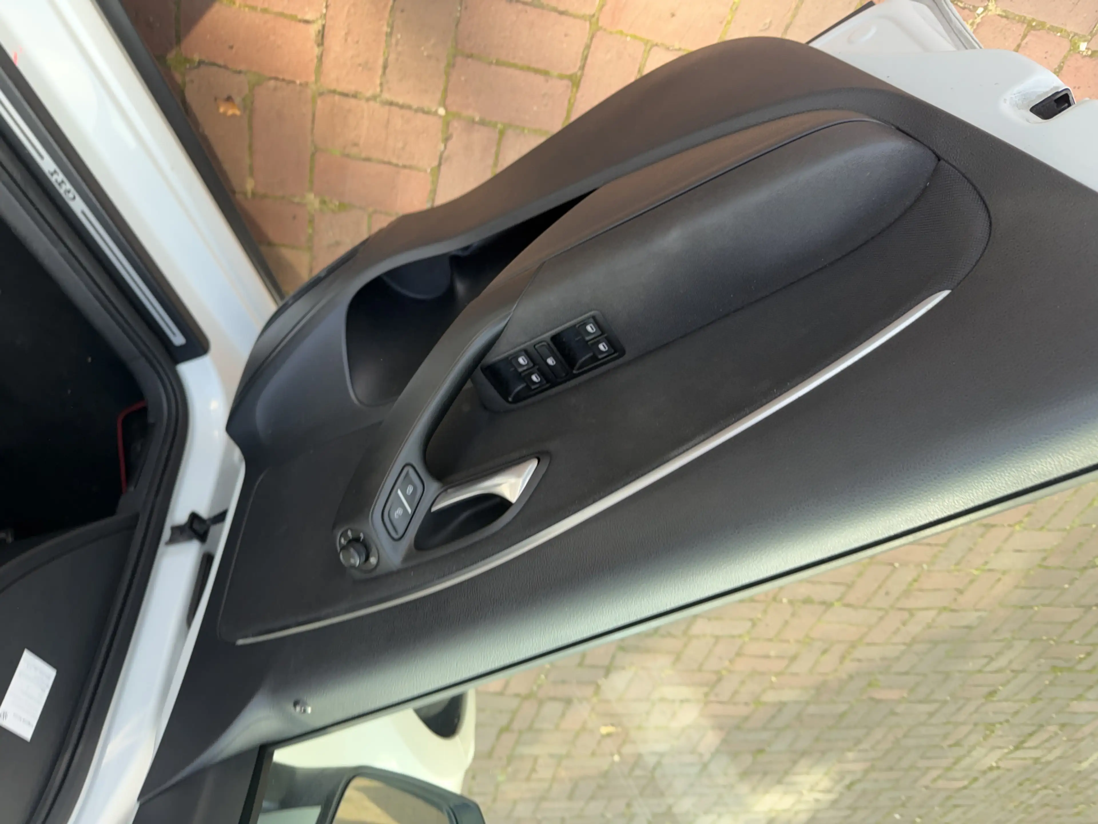 Volkswagen Polo GTI 1.8 TSI Automaat 200pk Bj 2015 Navi,Schuifdak,18in — photo 37