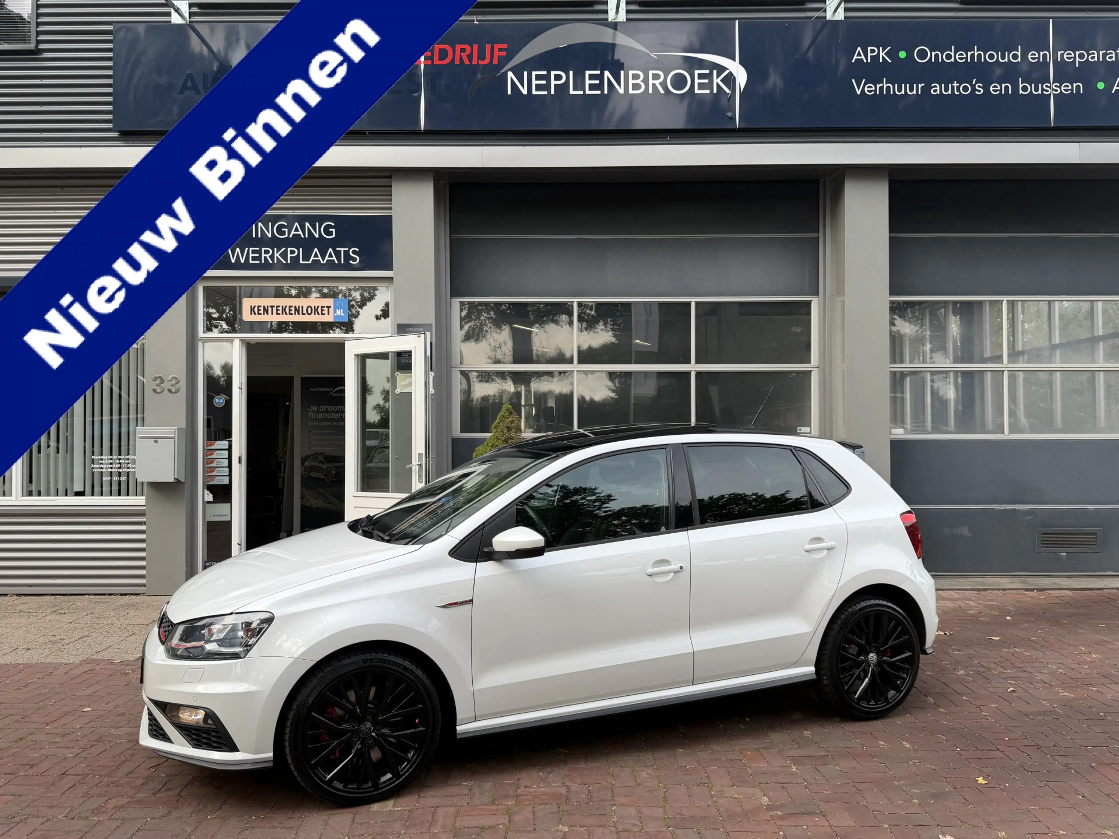 Volkswagen Polo GTI 1.8 TSI Automaat 200pk Bj 2015 Navi,Schuifdak,18in