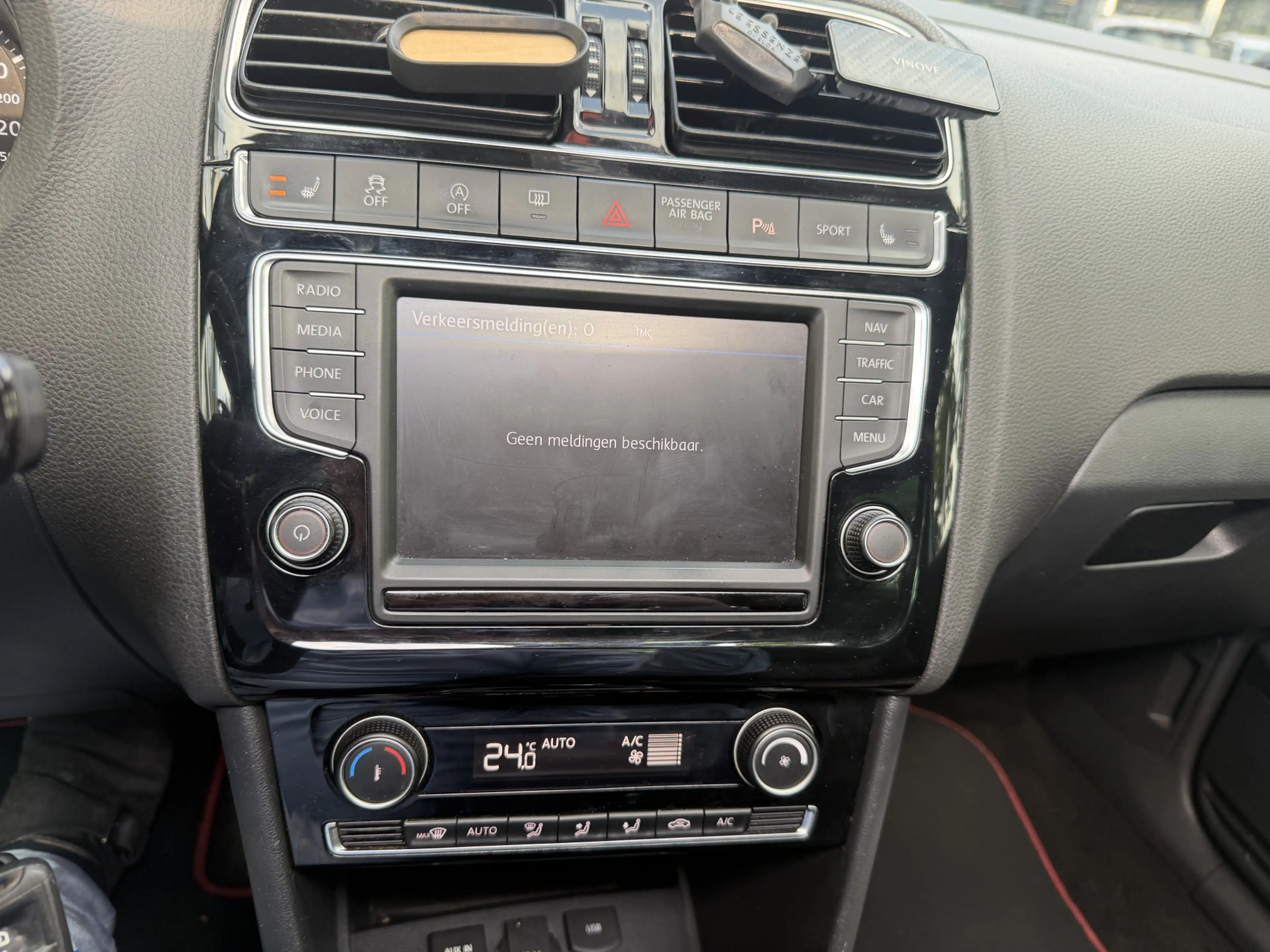 Volkswagen Polo GTI 1.8 TSI Automaat 200pk Bj 2015 Navi,Schuifdak,18in — photo 34