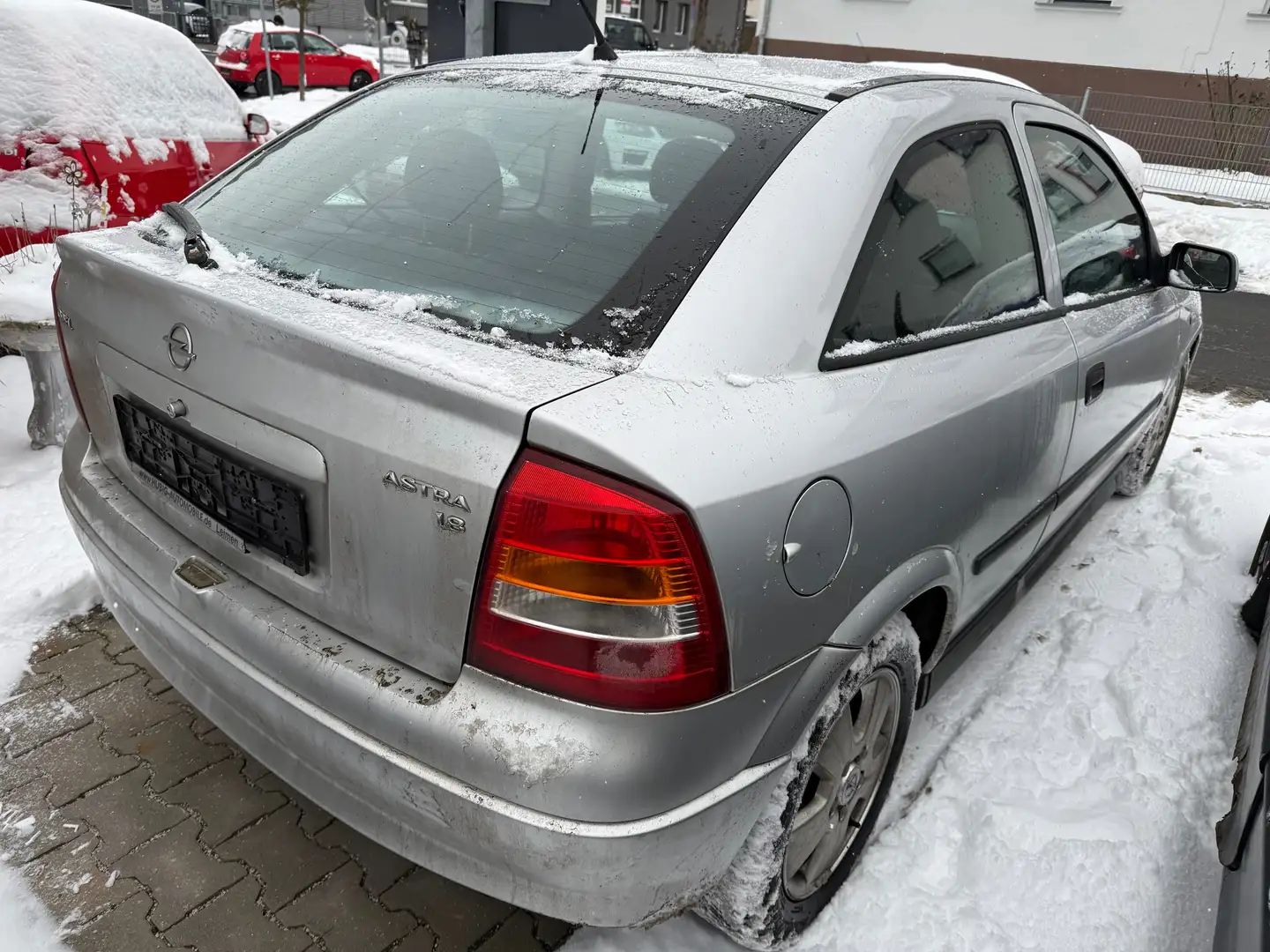 Opel Astra Astra 1.8 Comfort Silber - 2