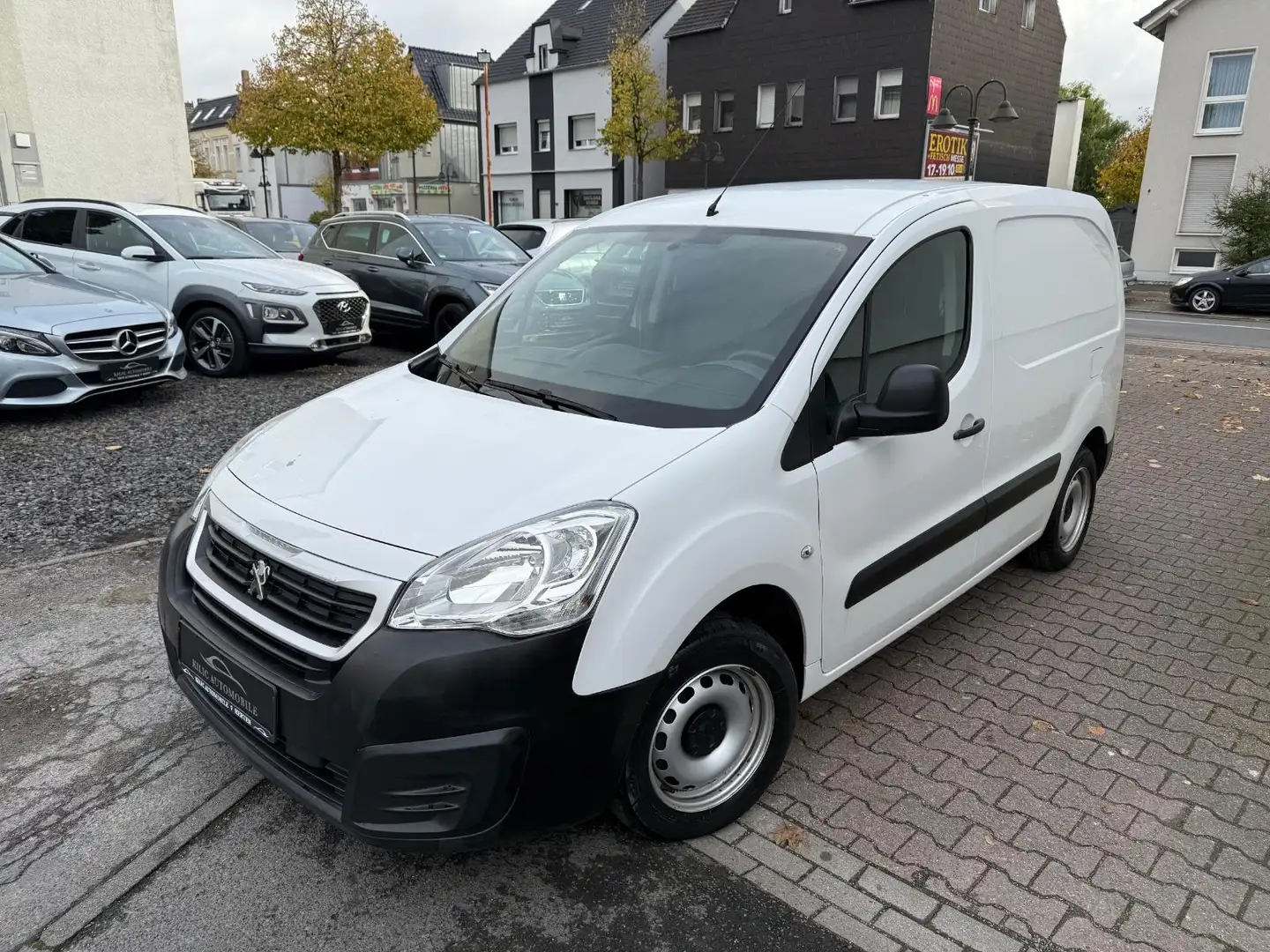 Peugeot Partner L1 Premium 1.Hand*Tempomat*Schiebetür Blanc - 2