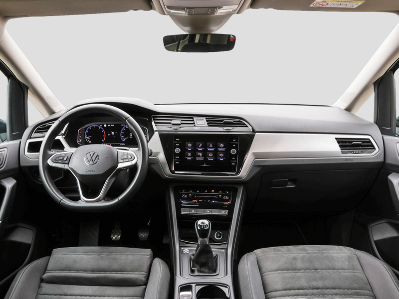 Volkswagen Touran 1.5 TSI Comfortline AHK/Navi/RFK — photo 13