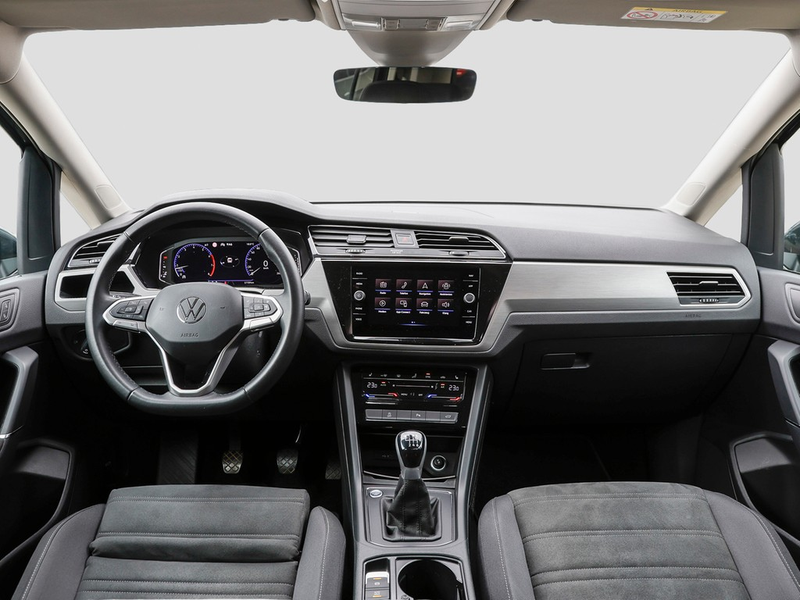 Volkswagen Touran 1.5 TSI Comfortline AHK/Navi/RFK — photo 15